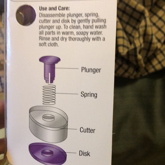 🌻3/$20 New Push & Print Easter cookie making press - Picture 4 of 4